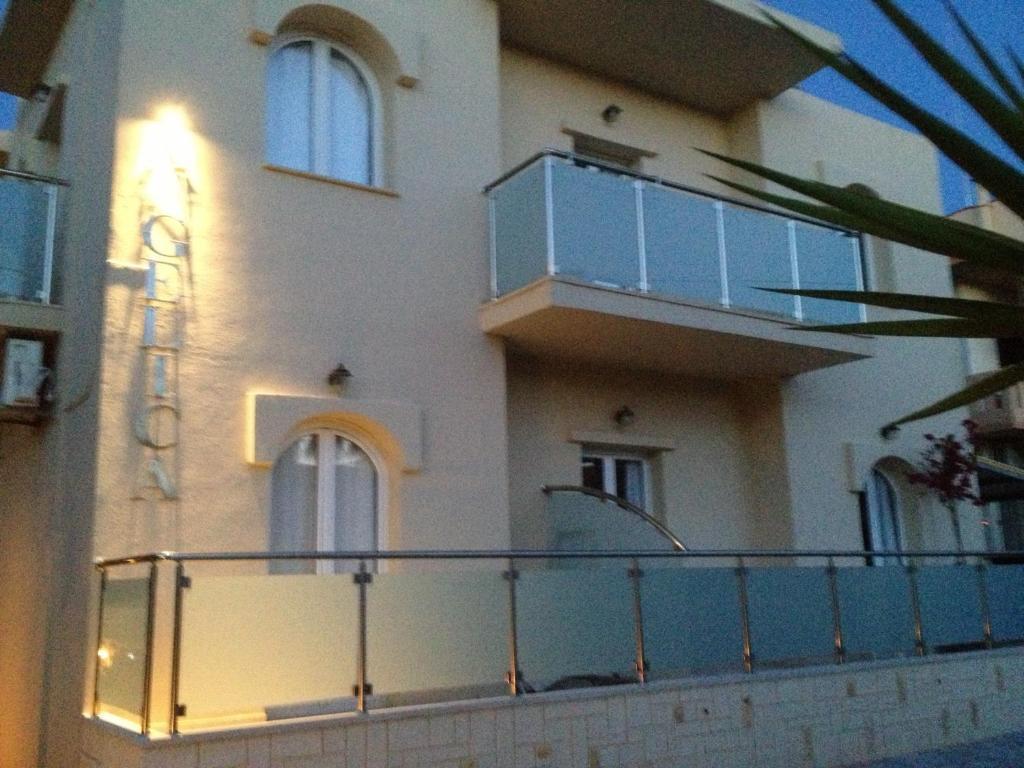 Angelica Studios And Apartments Agia Marina Екстериор снимка